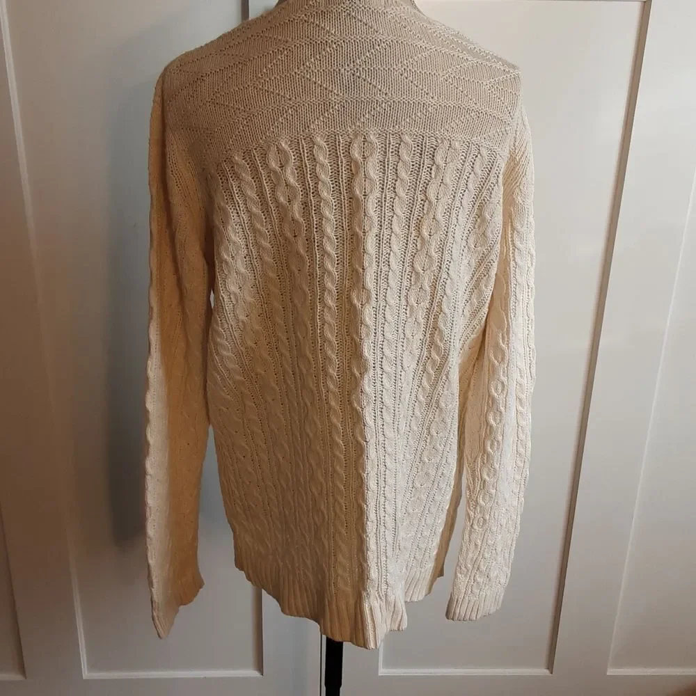 Oatmeal Linen Cable Knit Sweater - Picture 6 of 12